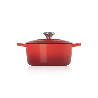 Le Creuset Signature Round 2 Qt. Dutch Oven - Discover Gourmet